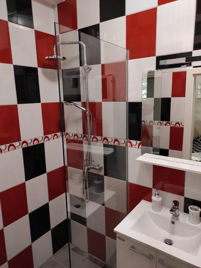 White Pigeon Apartment Сплит Екстериор снимка